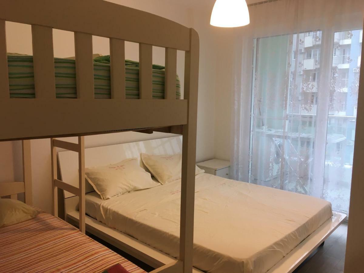 Bruka Apartaments Shëngjin Exterior foto